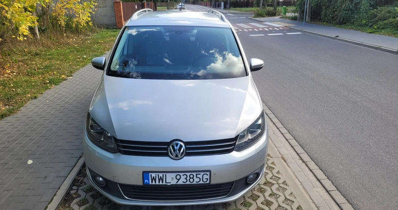 Volkswagen Touran cena 31900 przebieg: 231000, rok produkcji 2011 z Kobyłka małe 191